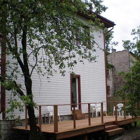 Vabriku Guesthouse Tallinn Dış mekan fotoğraf